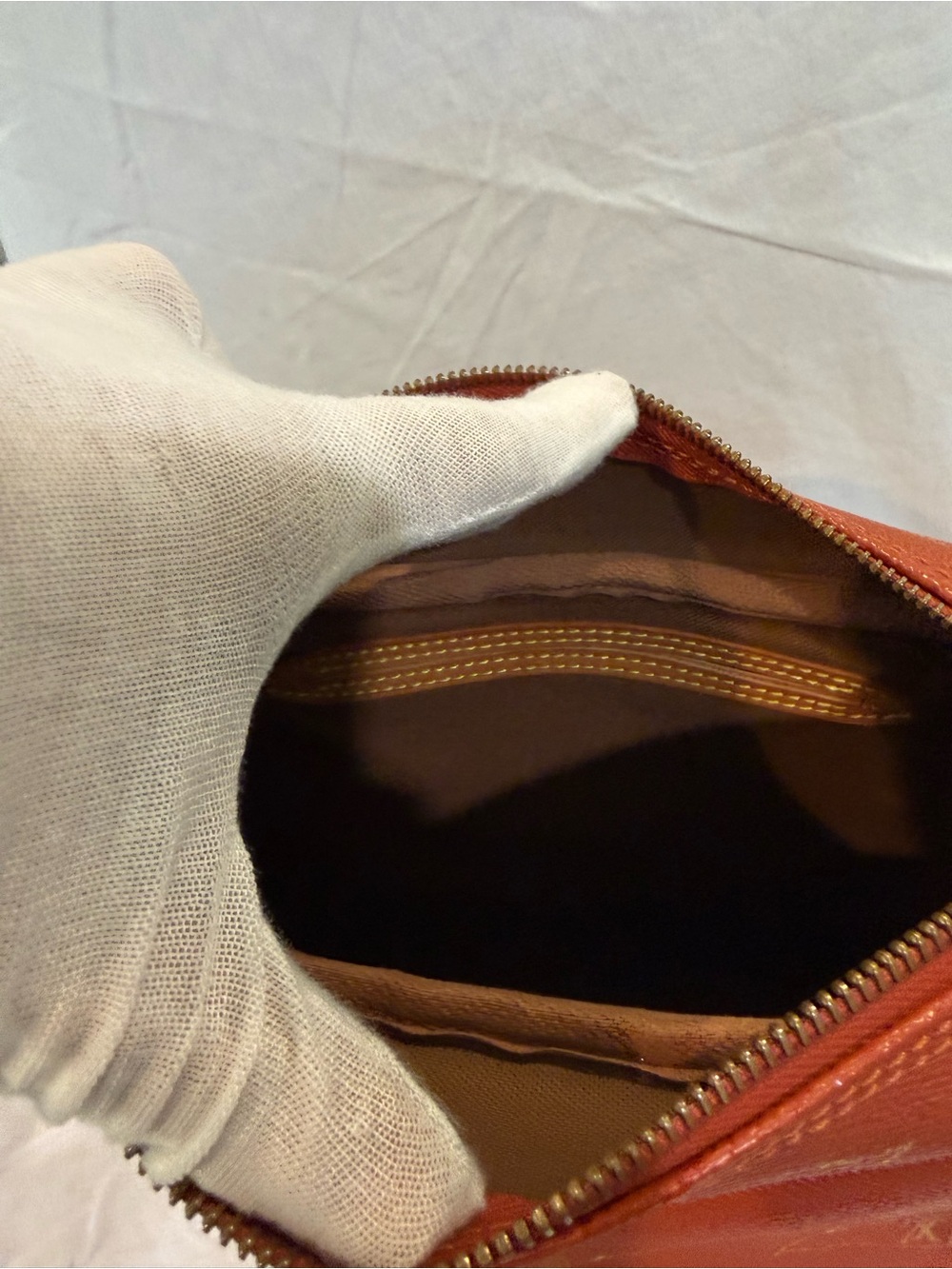 Vintage Louis Vuitton Cup Le Touquet Shoulder Bag In Red - Limited America’s Cup - Picture 10 of 16